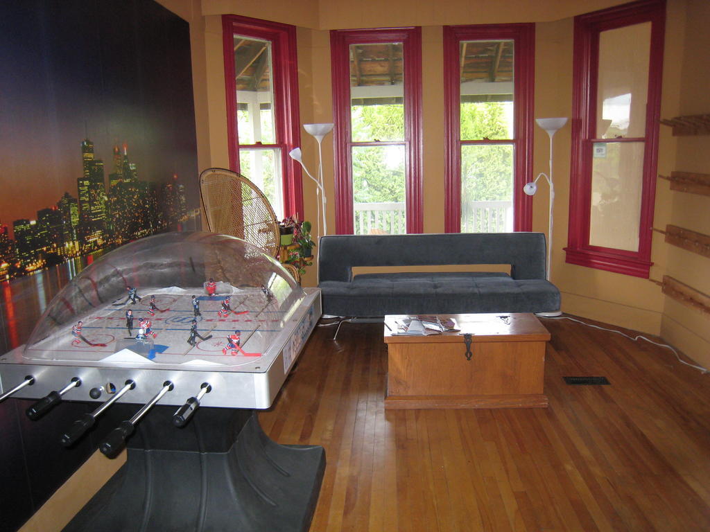 Poppi'S Guesthouse Revelstoke Luaran gambar